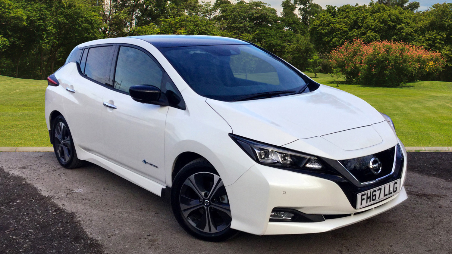 Buy Online Nissan Leaf 80Kw Tekna 24Kwh 5Dr Auto Electric Hatchback for